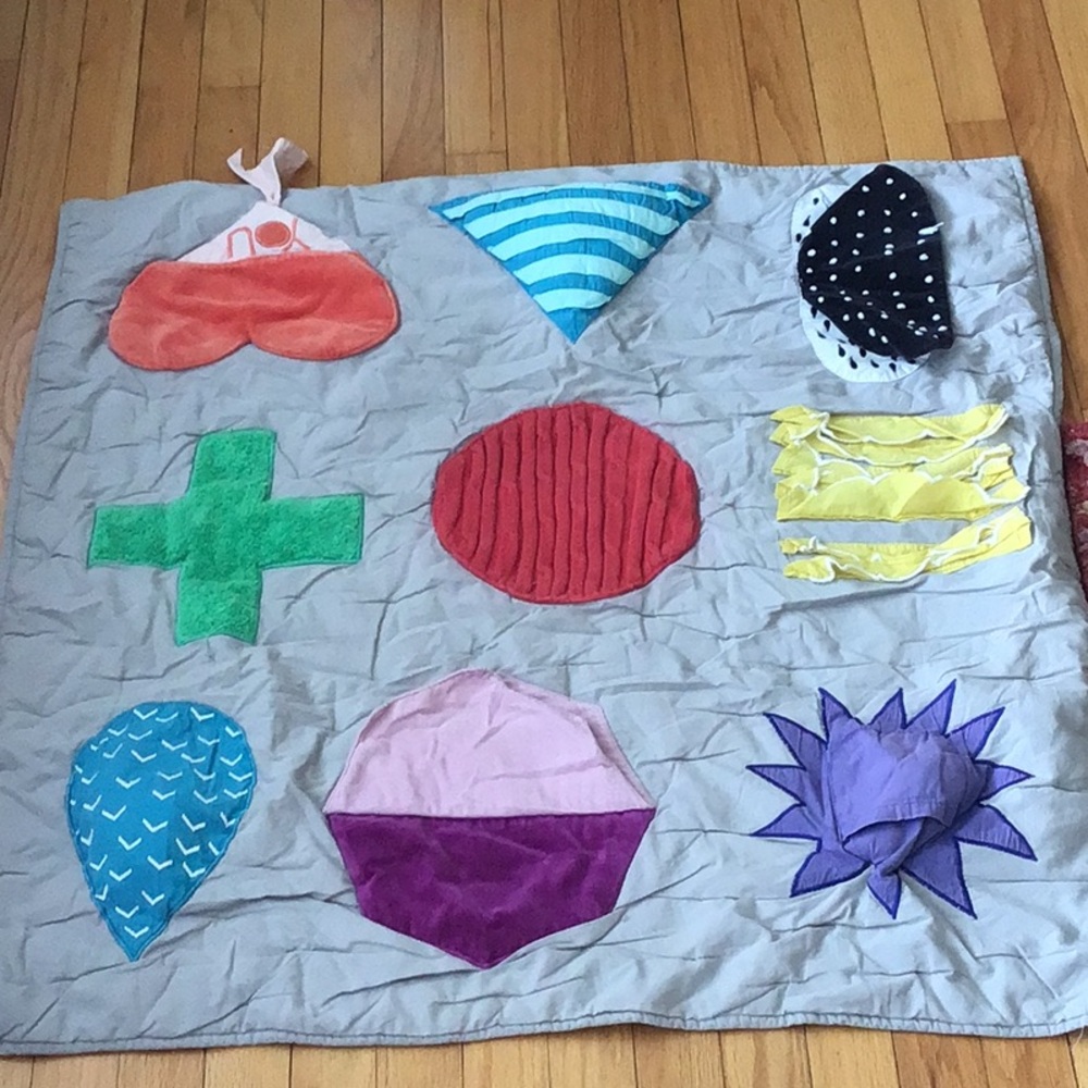 Crate and Barrel Land of Nod Baby Activity Play Mat
